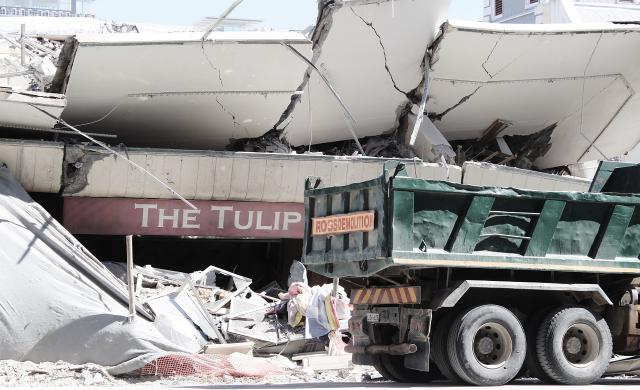 饥荒给二师兄搞拆迁被打小宝海难实况娱乐解说