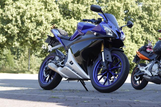 跑跑卡丁车手游这速度让豪车都蒙羞 小摩托太快了