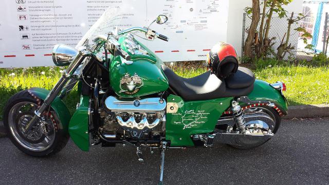 崩坏学园2摩托车BOSS磨死方法分享