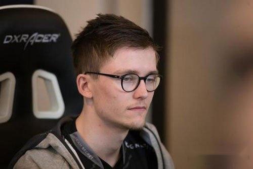 TI8采访Ace 我们对肉山处理太草率 TI8采访Ace 我们对肉山处理太草率