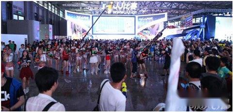 屌丝终有逆袭日 放开曹安娜有什么冲我来 第6张