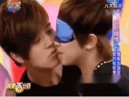 饭上的爱豆 硬着头皮看完TA在综艺里的迷惑沙雕行为 第13张