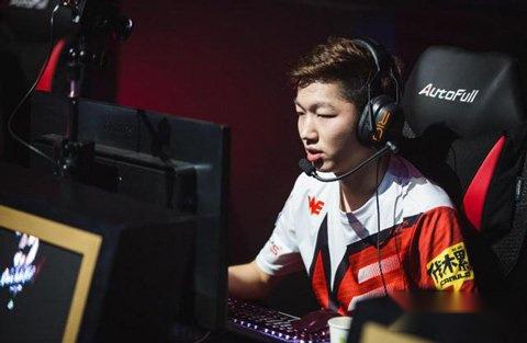 WE稳重求变或成新王 五员老将原班人马战S7 第3张